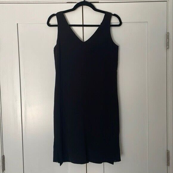 Cynthia Rowley Dresses & Skirts - 100% Silk Cynthia Rowley Dress - Size 10